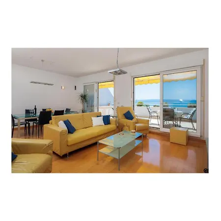 アパート 3 Bedroom Beautiful In スプリト